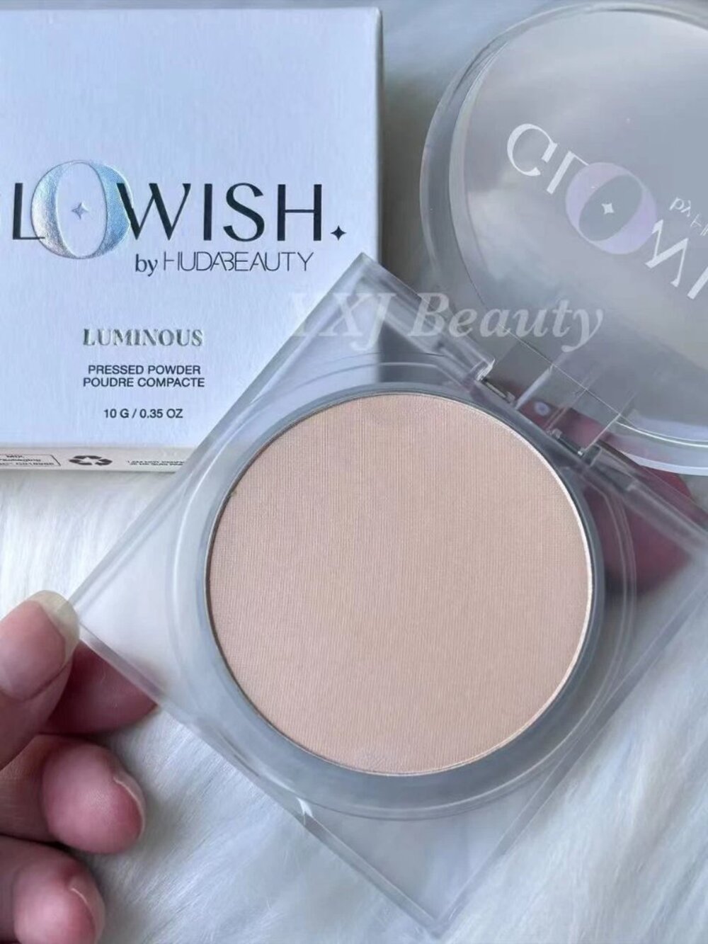 New Huda Beauty GloWish Luminous Pressed Powder~01 Fair~Full size 10g/0.35oz